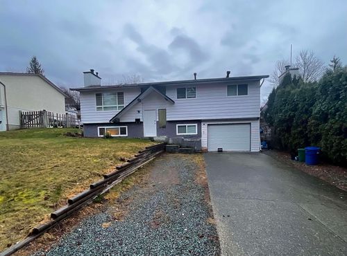 7902 Heron St, Mission, BC, V2V6A1 | Card Image