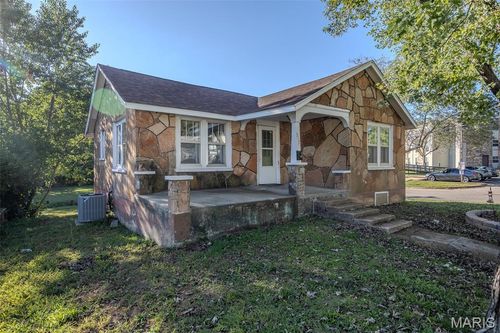 317 Read St, Lebanon, MO, 65536-2614 | Card Image