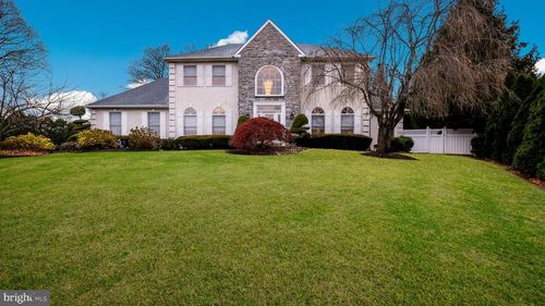 15 Lori Ln, HUNTINGDON VALLEY, PA, 19006-7984 | Card Image