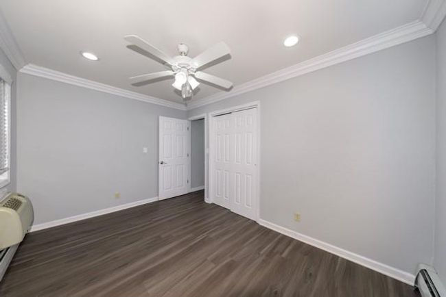 APT-4B - 64 S Clinton Ave, Condo with 1 bedrooms, 1 bathrooms and null parking in Bay Shore NY | Image 4