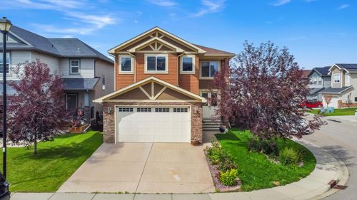 40 Baywater Crt Sw, Airdrie, AB, T4B0A9 | Card Image