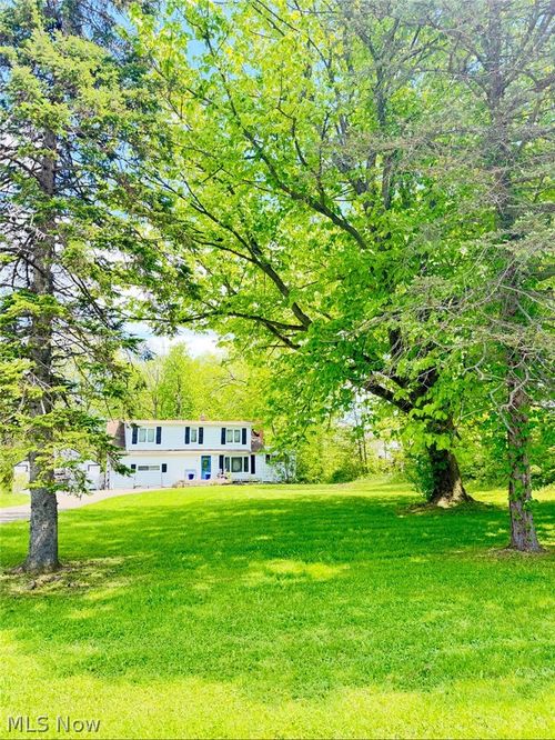 10187 Sperry Road, Kirtland, OH, 44094 | Card Image