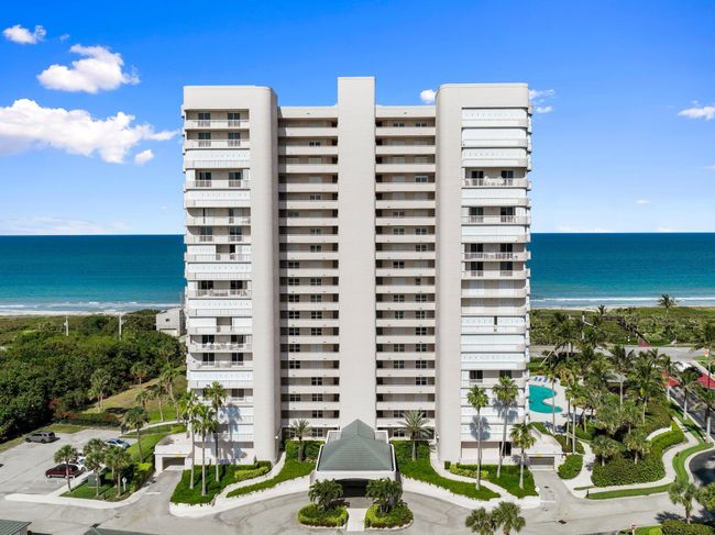 APT-3-4 - 5051 N Highway A1a, Condo with 3 bedrooms, 2 bathrooms and null parking in Hutchinson Island FL | Image 31