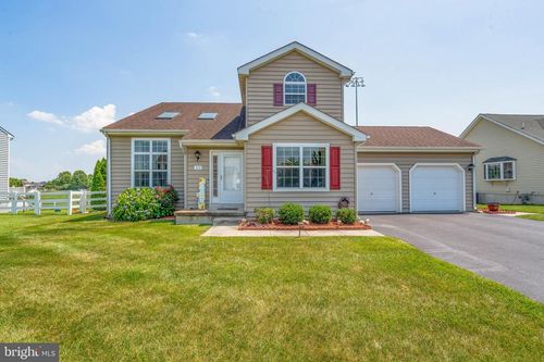 715 Dairy Dr, MIDDLETOWN, DE, 19709-3078 | Card Image