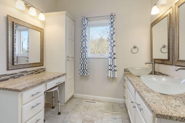 Master Bath | Image 15