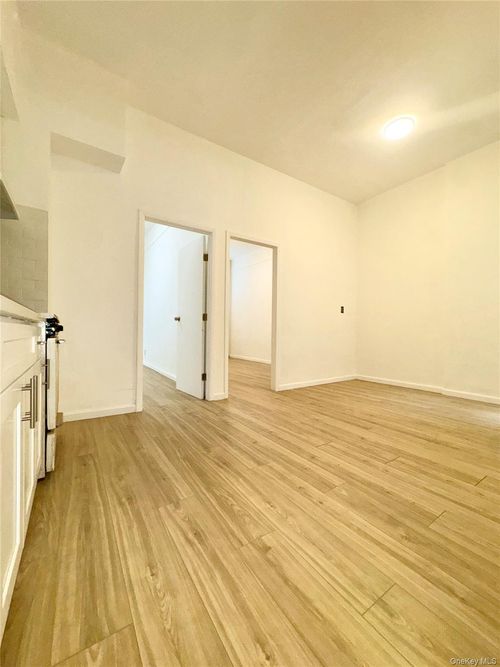 23803 Braddock Ave, Bellerose, NY, 11426-1118 | Card Image