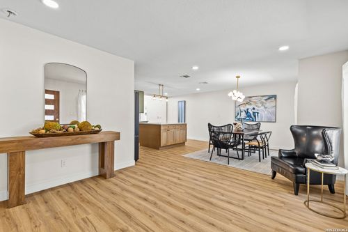 534 Brightwood Pl, San Antonio, TX, 78209-3453 | Card Image