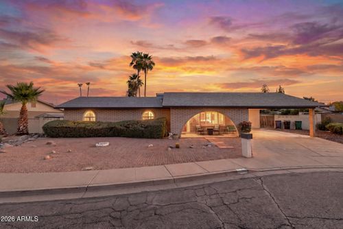 704 N Gentry Cir, Mesa, AZ, 85213-6739 | Card Image