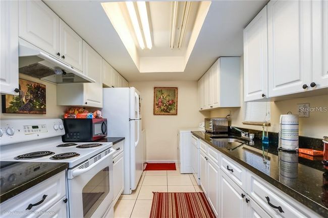 H - 2542 Lemon Tree Ln, Condo with 2 bedrooms, 2 bathrooms and null parking in ORLANDO FL | Image 4