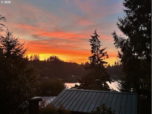 3196 S Tenmile Lk, Lakeside, OR, 97449 | Card Image