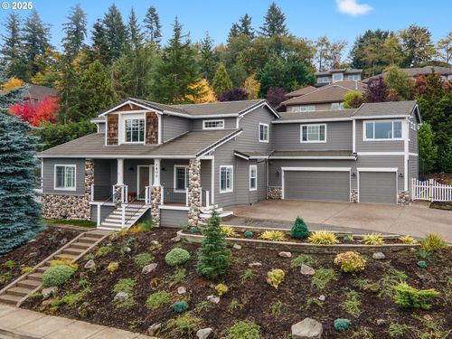 1800 Nw Lacamas Dr, Camas, WA, 98607-7619 | Card Image