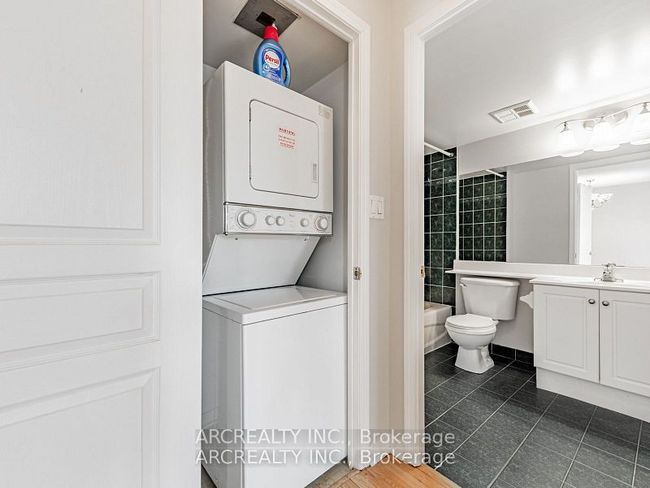 311 - 19 Northern Heights Dr, Condo with 2 bedrooms, 1 bathrooms and 1 parking in Richmond Hill ON | Image 20