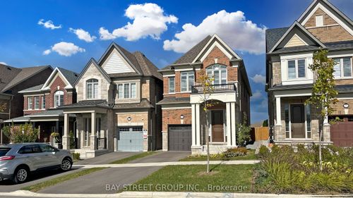 110 Christine Elliott Avenue, Whitby, ON, L1P0E1 | Card Image