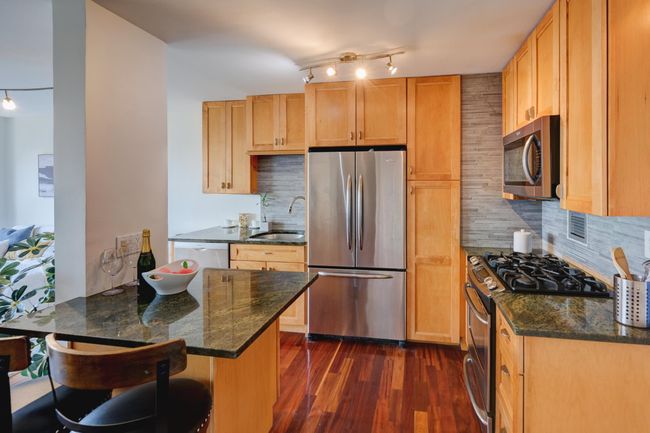 APT-11D - 135 Montgomery St, Home with 1 bedrooms, 1 bathrooms and null parking in Jersey City NJ | Image 5