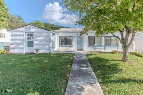 2336 Anderson St, Bristol, TN, 37620-1804 | Card Image