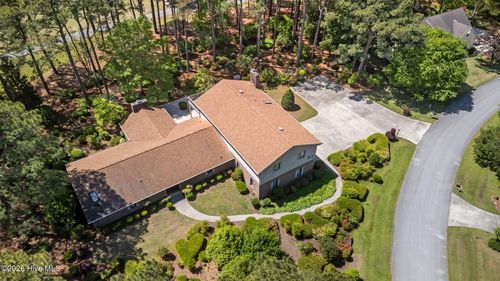 311 Lord Granville Dr, Morehead City, NC, 28557-8957 | Card Image