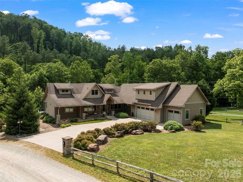 40 Shining Rock Dr, Canton, NC, 28716-5869 | Card Image