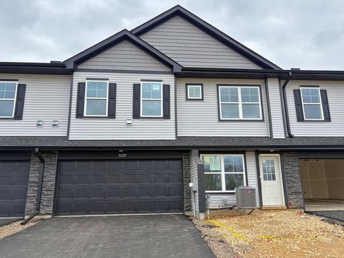 5337 Long Pointe Pass, Woodbury, MN, 55129-6305 | Card Image