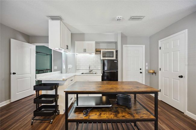 4411 Friar Tuck Ln, House other with 3 bedrooms, 4 bathrooms and null parking in SARASOTA FL | Image 13