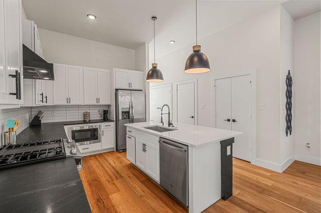 920 Muncie Ave, House other with 3 bedrooms, 4 bathrooms and null parking in Dallas TX | Image 19