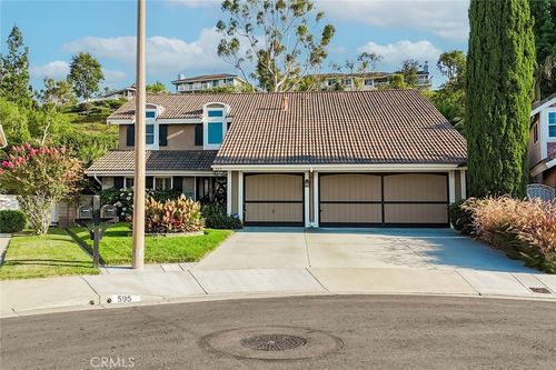 595 S Avenida Faro, Anaheim, CA, 92807-4601 | Card Image