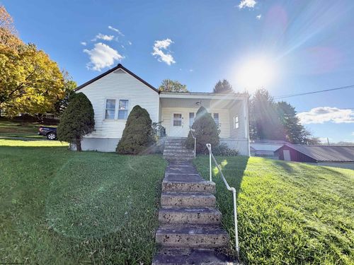 900 E E State Avenue Avenue, Terra Alta, WV, 26764-1433 | Card Image
