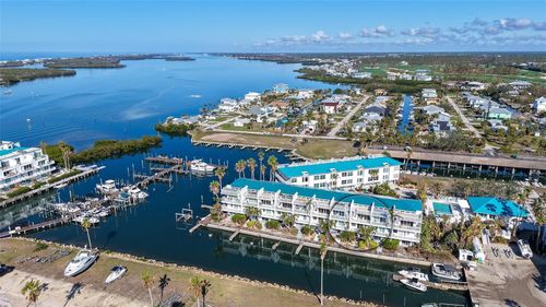 8222 Harborside Cir, ENGLEWOOD, FL, 34224-3506 | Card Image