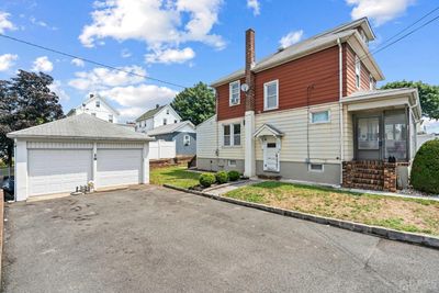 19 Church Street, House other with 3 bedrooms, 2 bathrooms and null parking in Sayreville NJ | Image 3