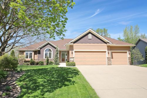 300 Arabian Dr, Jordan, MN, 55352-3413 | Card Image