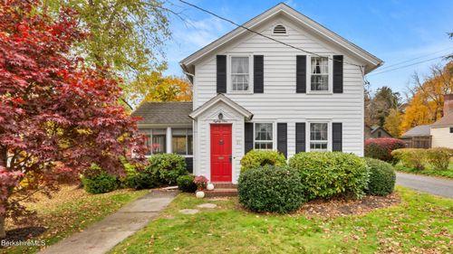 81 Castle Hill Ave, Great Barrington, MA, 01230-1004 | Card Image