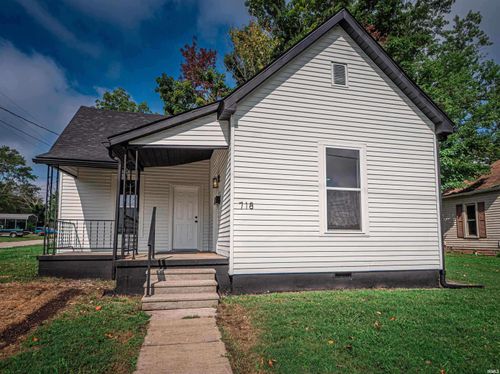 718 Illinois St, Bicknell, IN, 47512-3004 | Card Image