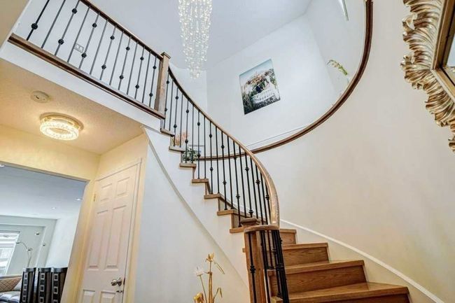 60 Dawlish Ave, House other with 4 bedrooms, 4 bathrooms and 4 parking in Aurora ON | Image 19
