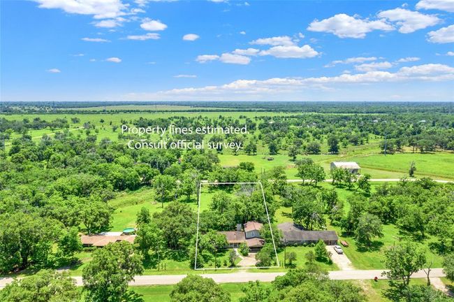 1707 County Road 654d, House other with 5 bedrooms, 2 bathrooms and null parking in Brazoria TX | Image 34