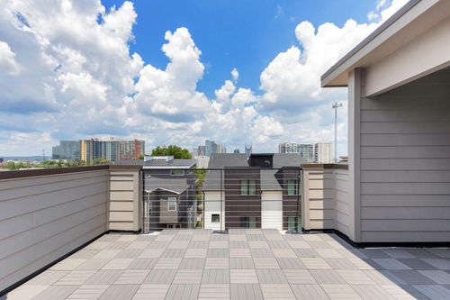 916 Southside Pl, Nashville, TN, 37203-4713 | Card Image