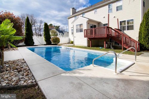 2 Gosling Ct, SICKLERVILLE, NJ, 08081-4882 | Card Image