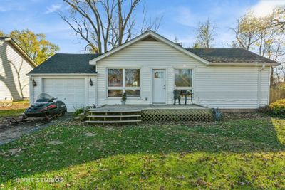 7107 N Oak Street, House other with 3 bedrooms, 2 bathrooms and 1 parking in Wonder Lake IL | Image 2