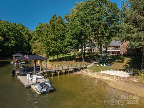 8369 Slate St, Terrell, NC, 28682-8724 | Card Image
