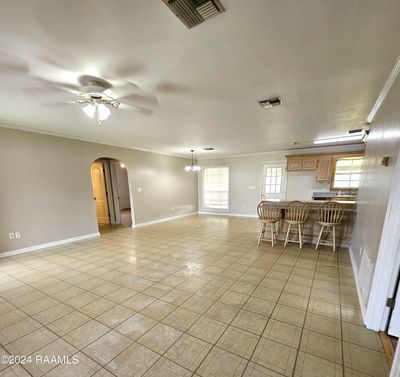 136 RIVERVIEW DRIVE | Image 3