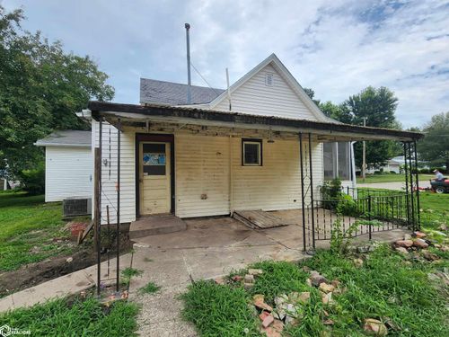 413 Whitney St, Griswold, IA, 51535-2053 | Card Image