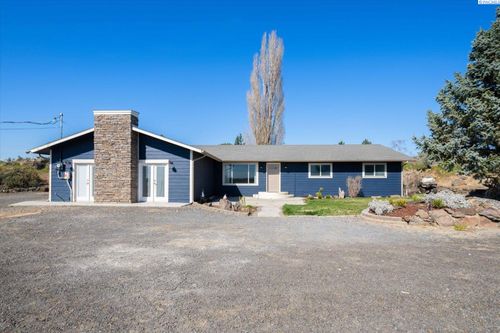 700 Blanton Rd, Eltopia, WA, 99330-9778 | Card Image