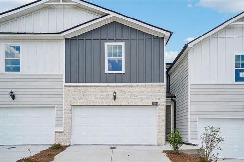 7844 Marie Way, Fairburn, GA, 30213-1156 | Card Image