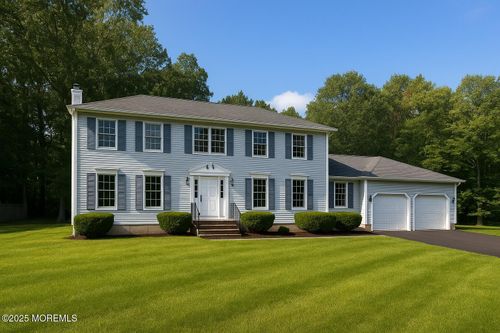 10 Brentwood Dr, Jackson, NJ, 08527-3417 | Card Image