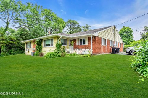 a-4 Flamingo Ter, Manchester, NJ, 08759 | Card Image