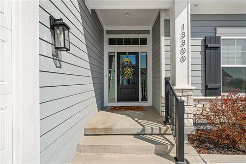 13300 W 174th Pl, Overland Park, KS, 66221-7157 | Card Image