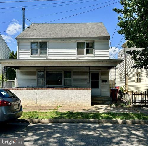 727 Cedar St, BRISTOL, PA, 19007-5201 | Card Image