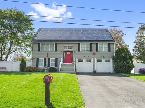 26 S Wheaton Ave, Seekonk, MA, 02771-3721 | Card Image