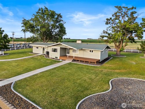 19621 N Glade Rd, Mesa, WA, 99343-9619 | Card Image