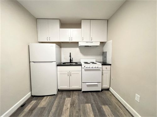39-625 Main St, Reading, MA, 01867-3025 | Card Image