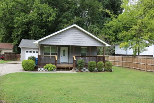 211 Martin Rd, Chattanooga, TN, 37415-5732 | Card Image