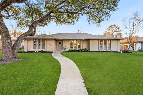 2341 Monticello Cir, Plano, TX, 75075-6678 | Card Image